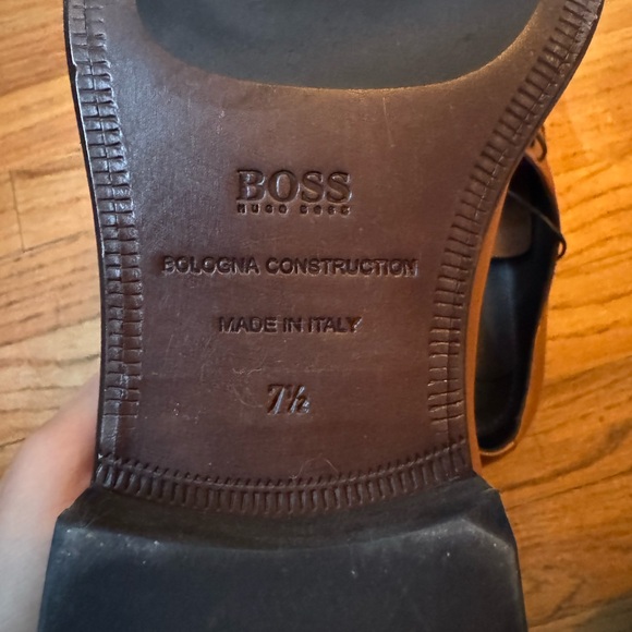 Boss Shoes Brown 7.5 - Picture 2 of 4